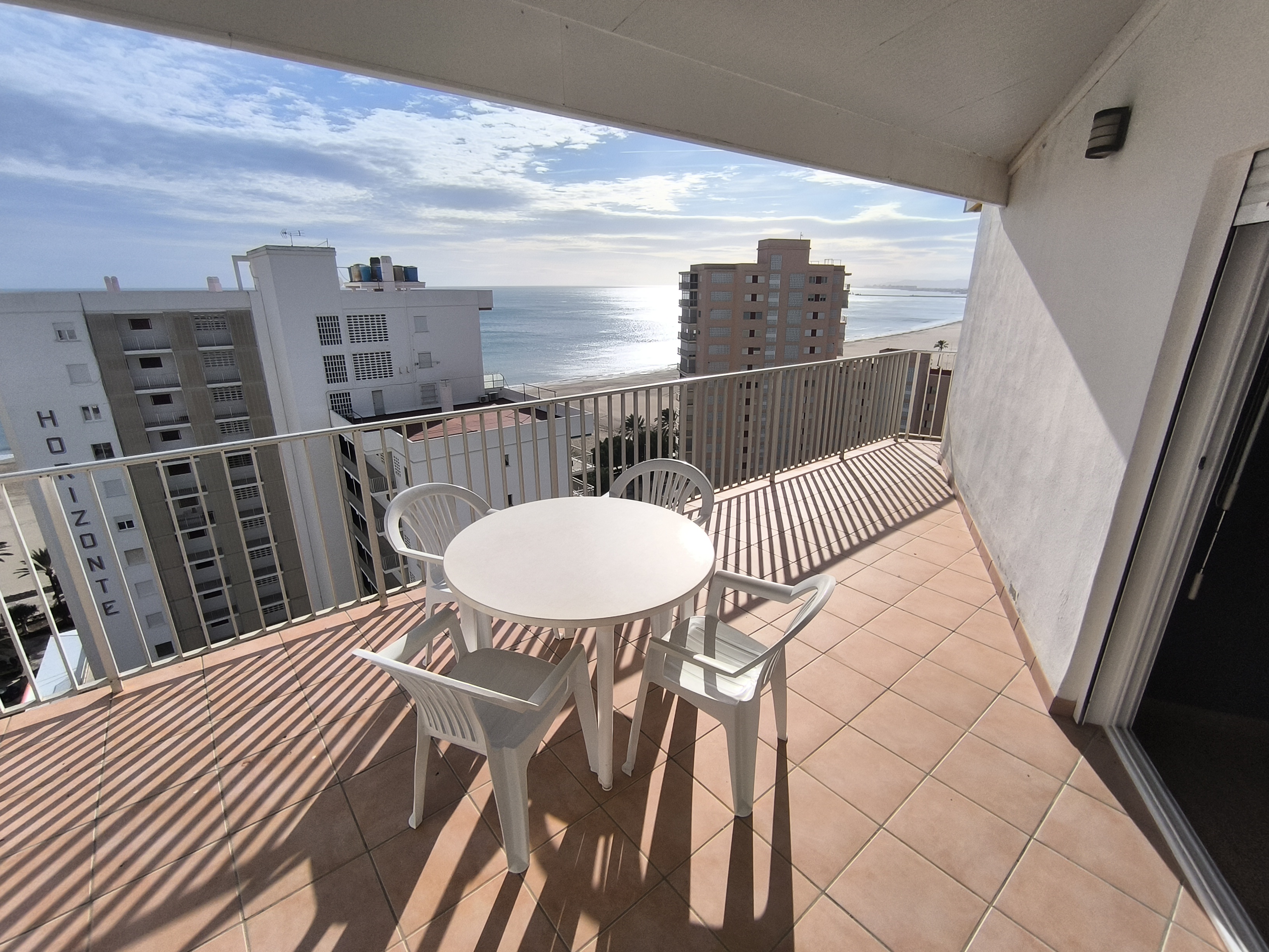 Ático con terraza y vistas al Mar - Terraza